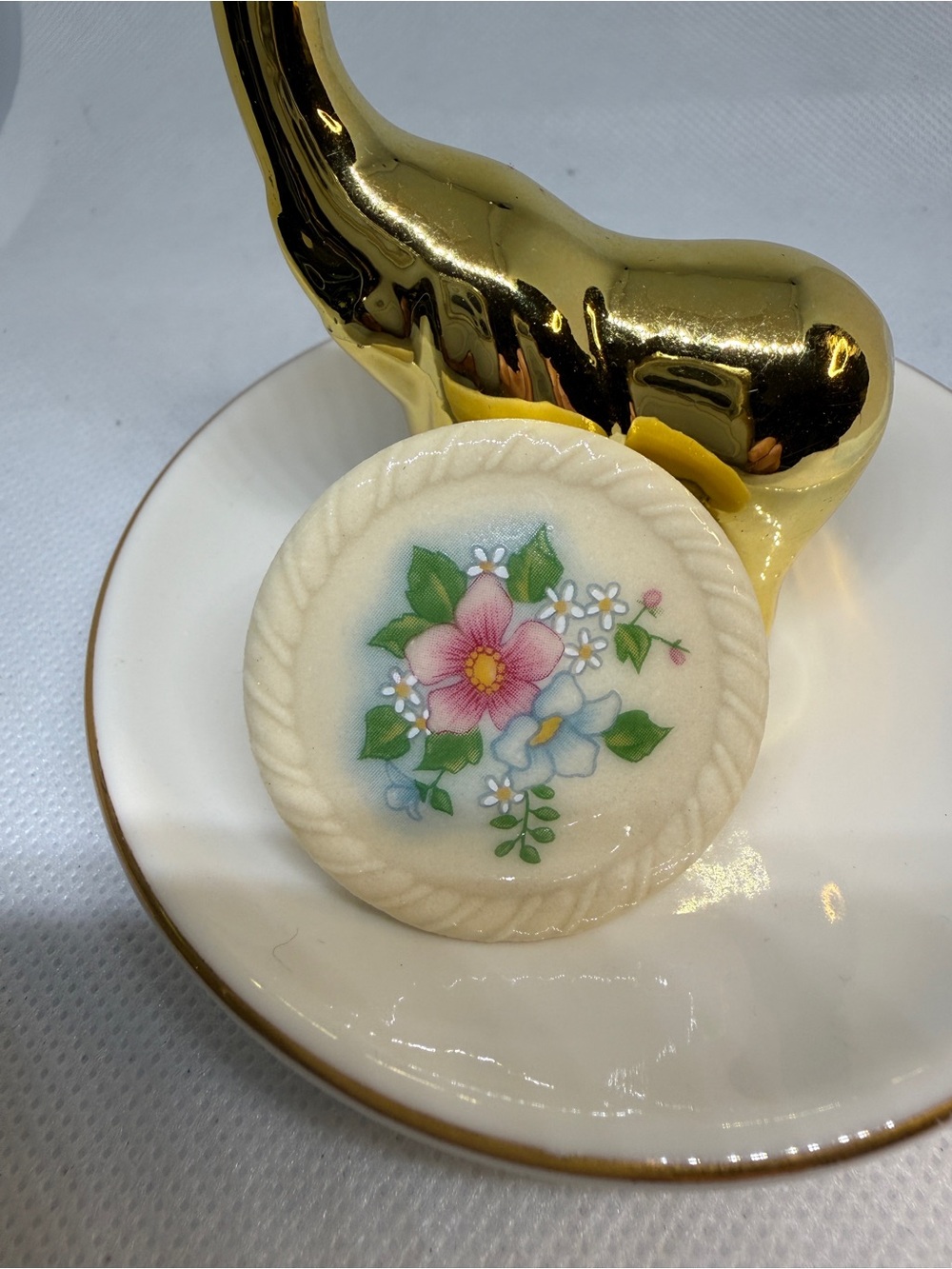 Avon Brooches VTG Bouquet, Gold Silver Tone & Rhinestones Estate Jewelry Signed - Picture 9 of 12